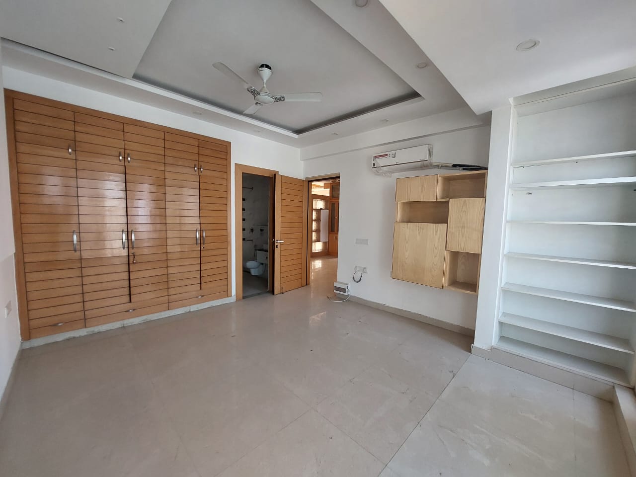 Rental 4 Bedroom 4600 Sq.Ft. Apartment in Shri Sai Kripa Rainbow