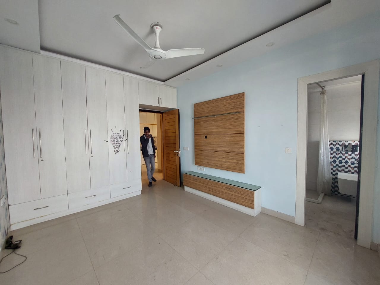 Rental 4 Bedroom 4600 Sq.Ft. Apartment in Shri Sai Kripa Rainbow