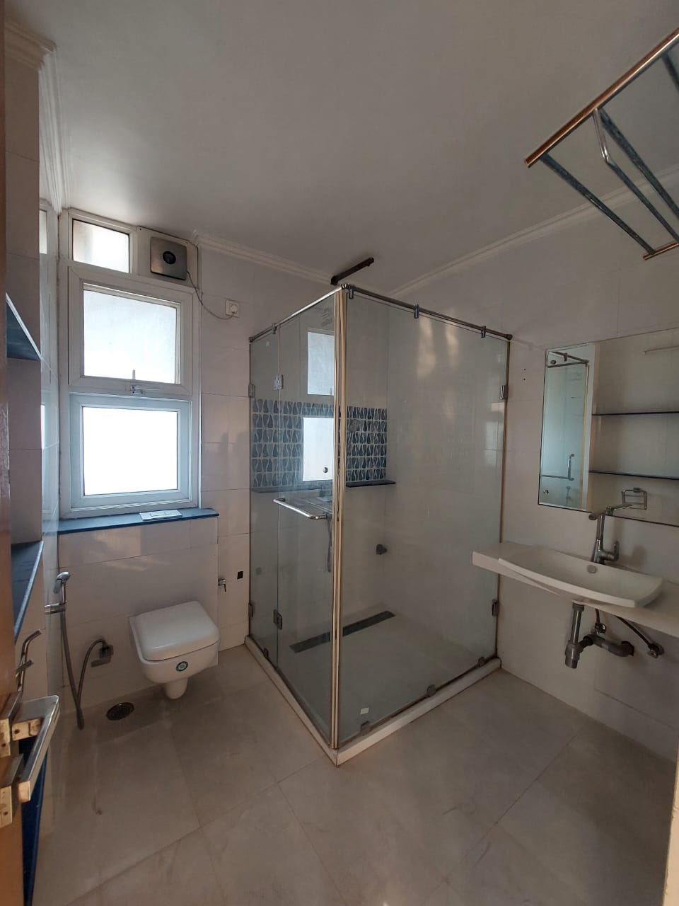 Rental 4 Bedroom 4600 Sq.Ft. Apartment in Shri Sai Kripa Rainbow