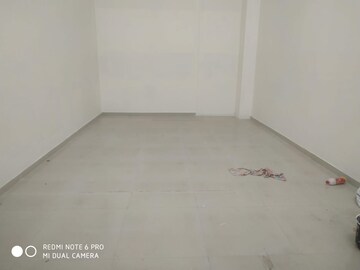 Room in  Office Space at Rustomjee Eaze Zone Mall, Malad West – for Rent