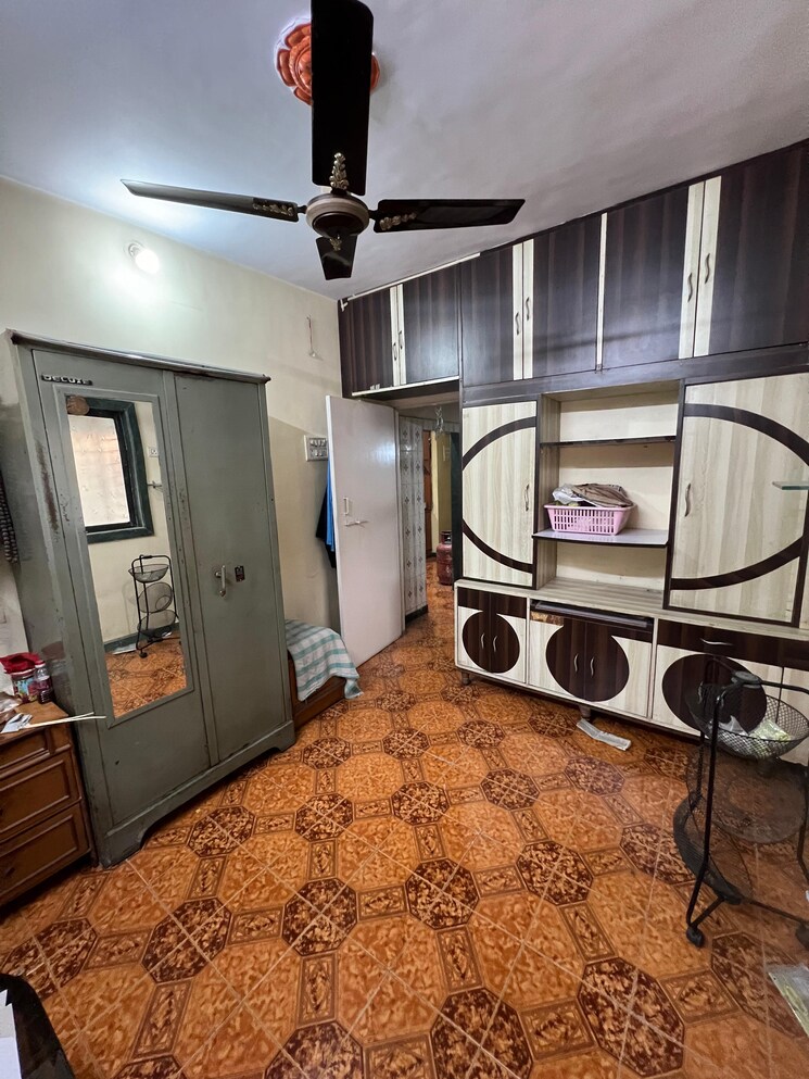  Parking, kharigaon 1 RK 550 Sq.Ft. Apartment In Kharigaon Thane 6416487