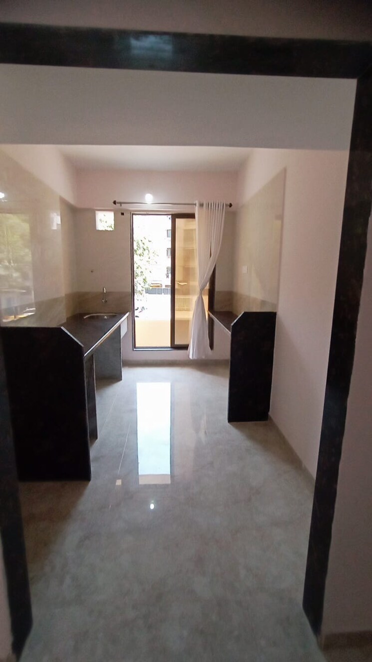 Living Room, stalwart-ushakiran-residency-phase-i 3 Bedroom 897 Sq.Ft. Apartment In Dombivli East Thane 6416722