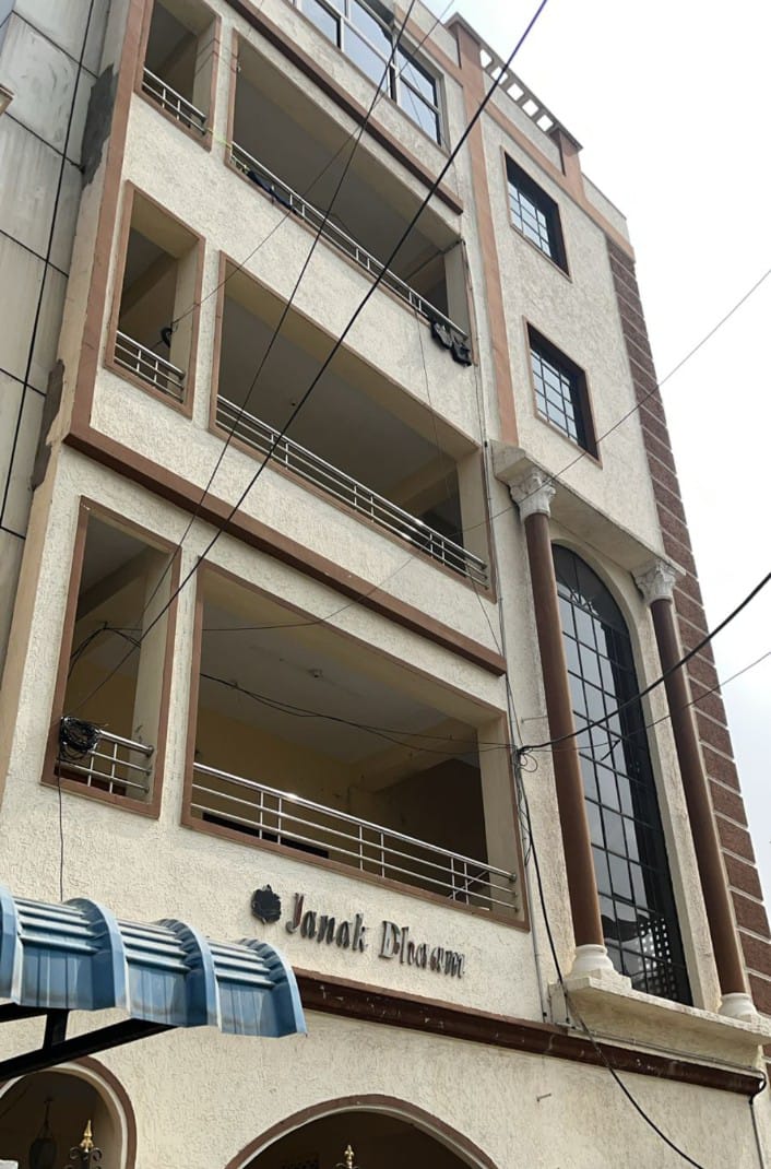 11+ Independent House near Hanuman Temple, Tellapur Hyderabad for Sale