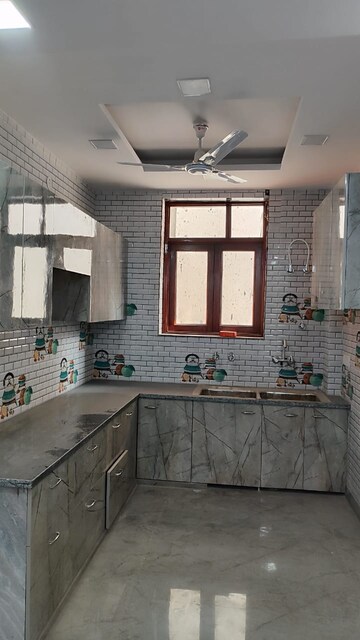 Kitchen in 2 BHK Builder Floor at Rps Palms, Sector 88 – for Sale