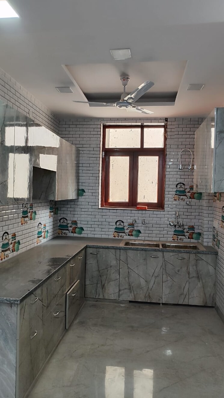 Kitchen, rps-palms 2 Bedroom 125 Sq.Ft. Builder Floor In Sector 88 Faridabad 6418174