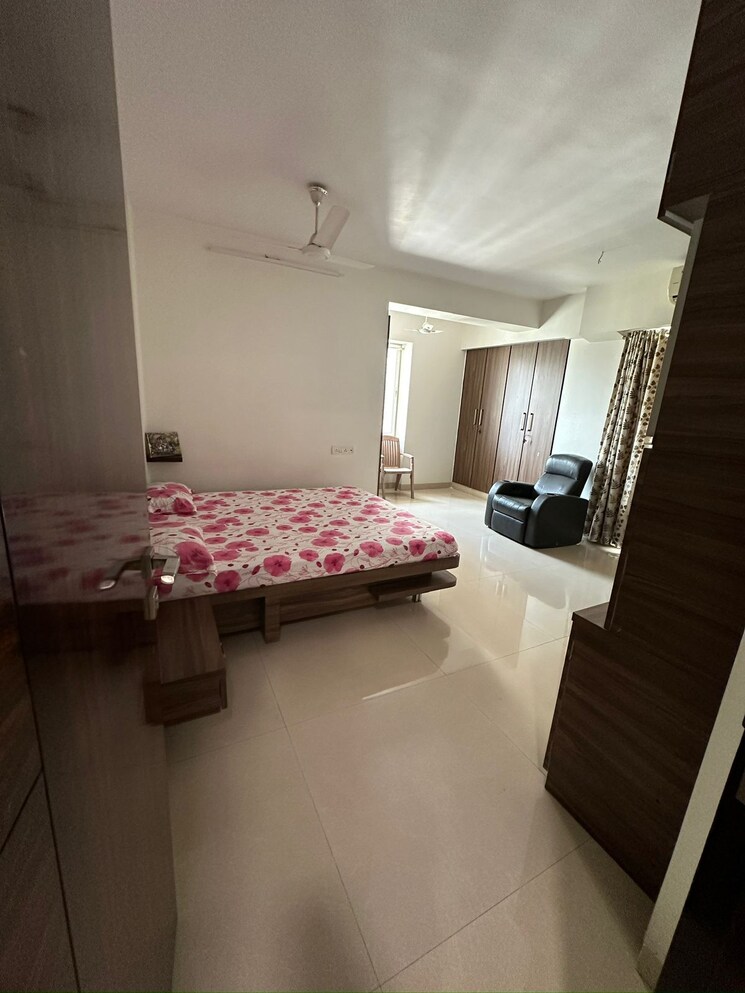 Bedroom, giriraj-heights-chs 4 Bedroom 2000 Sq.Ft. Apartment In Kolshet Thane 6418998