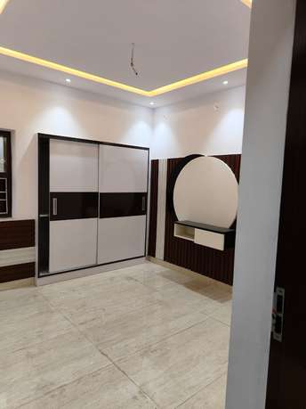 3 BHK Apartment For Resale in Rohini Sector 8 Delhi 6420528