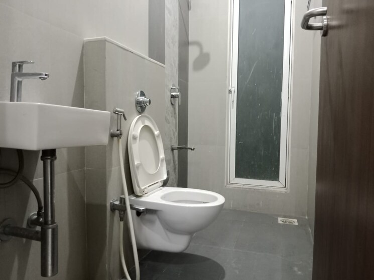 Bathroom, ashar-sapphire 3 Bedroom 900 Sq.Ft. Apartment In Kailash Nagar Thane 6420609