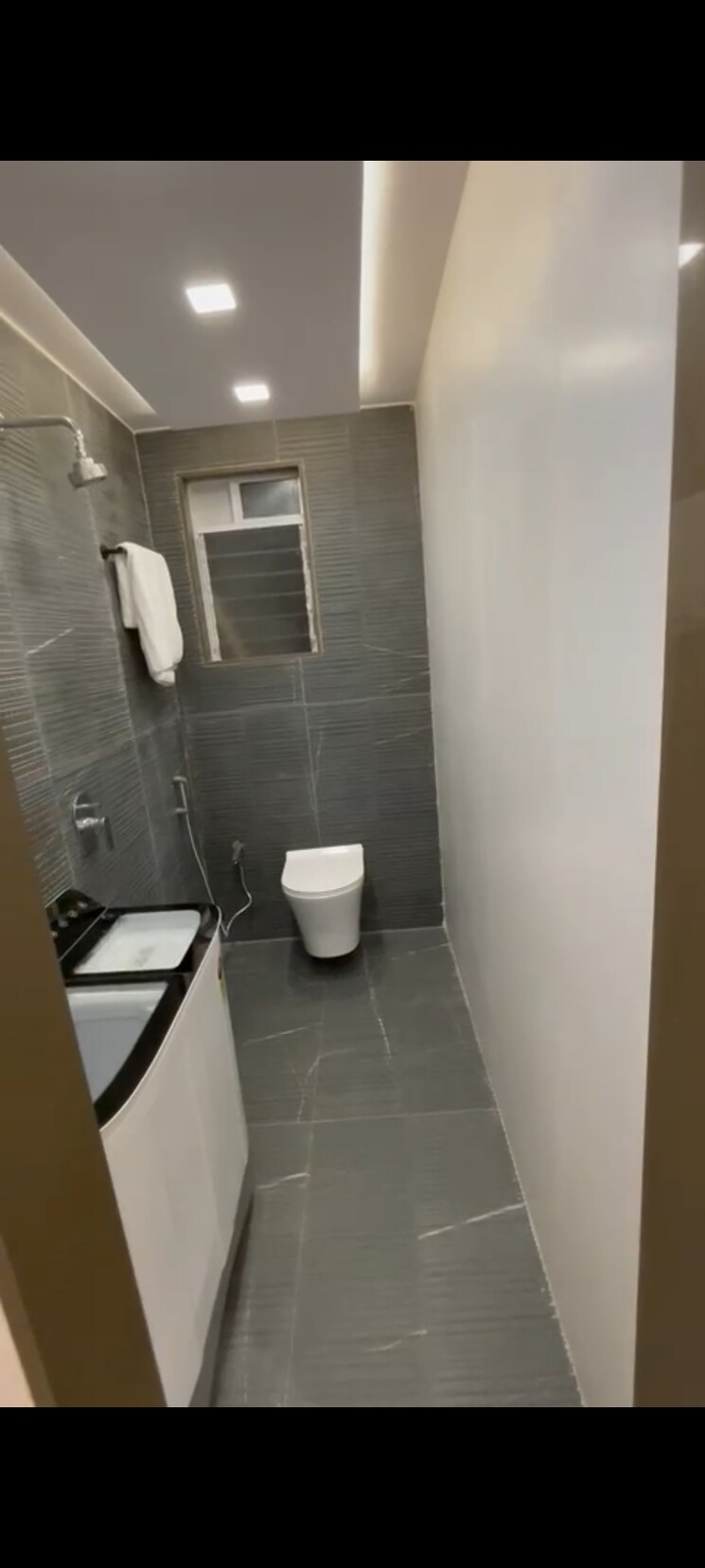 Bathroom, squarefeet-green-square 1 Bedroom 346 Sq.Ft. Apartment In Ghodbunder Road Thane 6421105