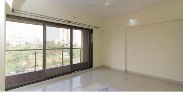 Master Bedroom in 3 BHK Apartment at Bhartiya Rakshak Adhikari CHS, Andheri West – for Rent