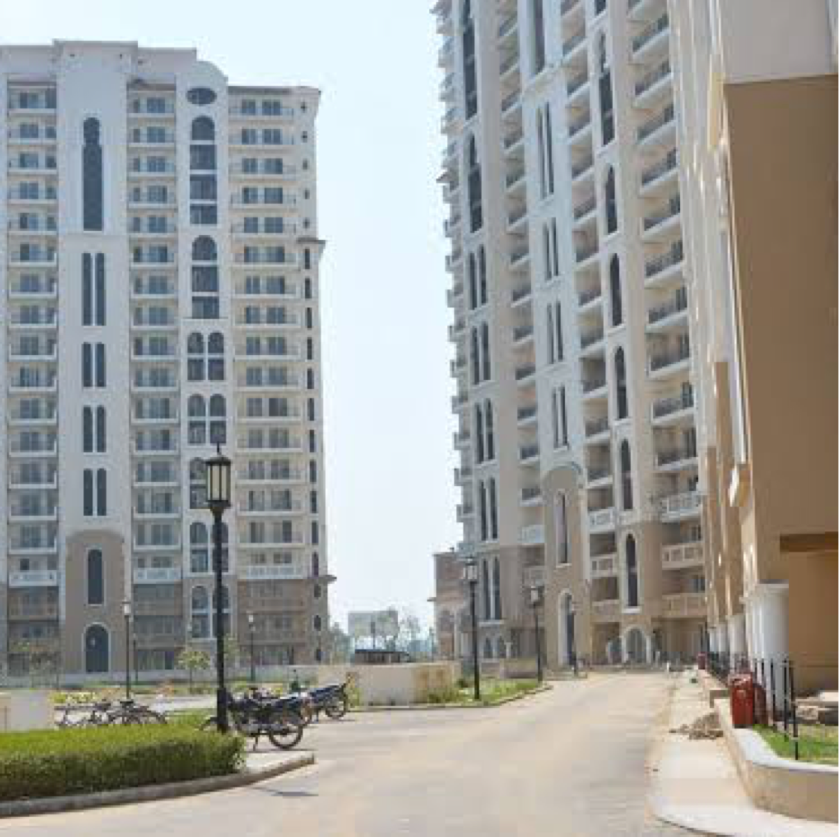 4 BHK Apartment For Resale in DLF New Town Heights Town Houses Sector 86 Gurgaon 6427068