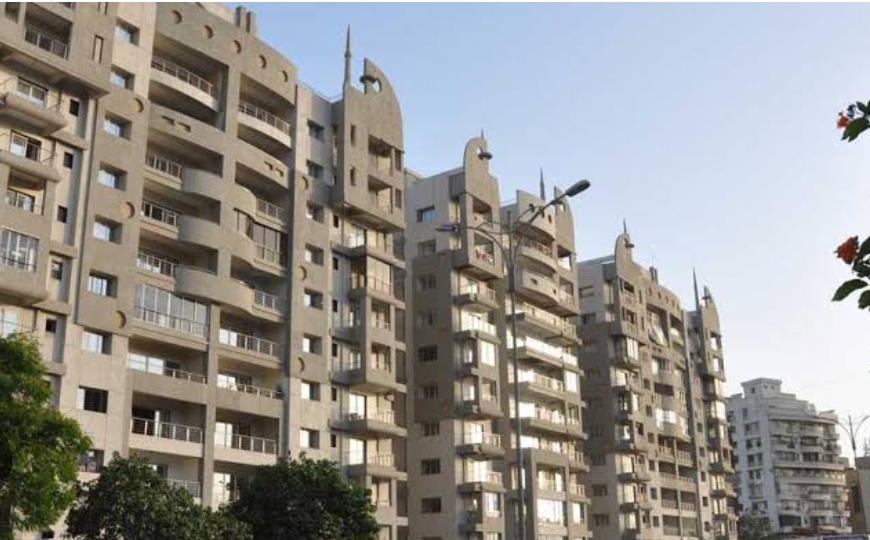 4 BHK Apartment For Resale in Piplod Surat  6429052