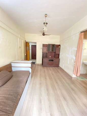 1 BHK Apartment For Rent in Coronet Building Kandivali East Mumbai 6429532