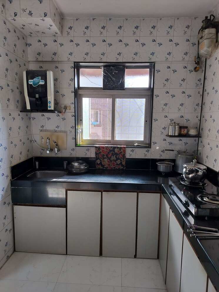 Kitchen, yogi-palace-chs 1 Bedroom 500 Sq.Ft. Apartment In Borivali West Mumbai 6431434