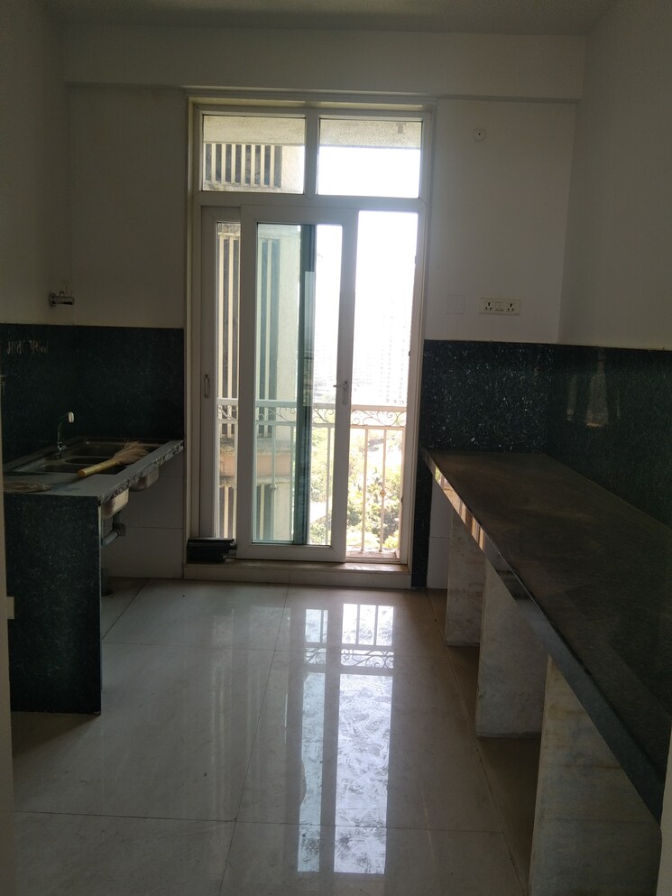 Kitchen, vijay-orion-ii 4 Bedroom 200 Sq.Yd. Apartment In Ghodbunder Road Thane 6431841