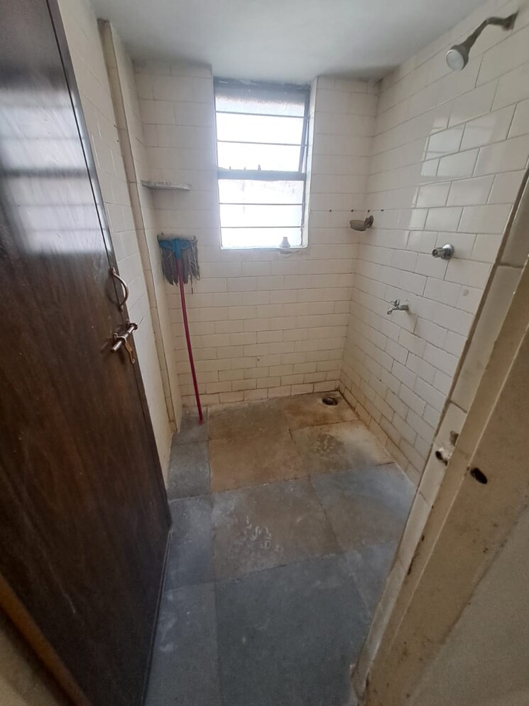 Bathroom, kolte-patil-elburz-hills-dales 3 Bedroom 2030 Sq.Ft. Apartment In Nibm Pune 6432835