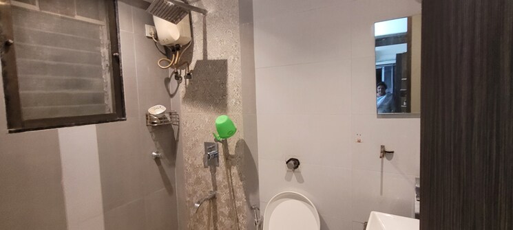 Bathroom, sindhi-society 2 Bedroom 700 Sq.Ft. Apartment In Chembur Mumbai 6432968