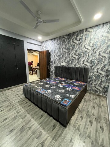 Bedroom in 4 BHK Apartment at Ajmer Road – for Rent