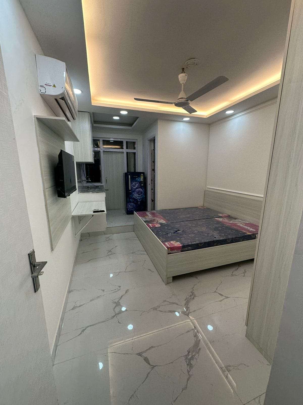 1 RK Apartment For Rent in Emaar Emerald Floors Select Sector 65 Gurgaon 6434394