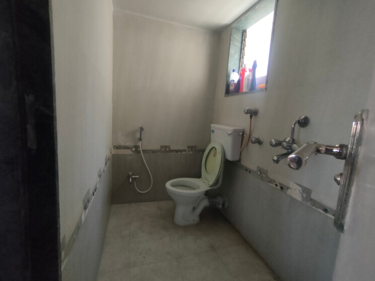Bathroom, kartikey-apartments 1 Bedroom 460 Sq.Ft. Apartment In Kandivali West Mumbai 6435062