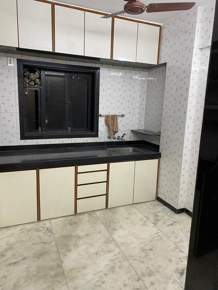 Kitchen, akash-jyoti-chs 1 Bedroom 540 Sq.Ft. Apartment In Santacruz East Mumbai 6436562