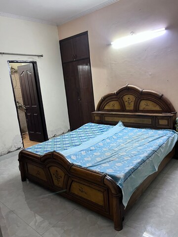  Pg For Rent in Sector 63
