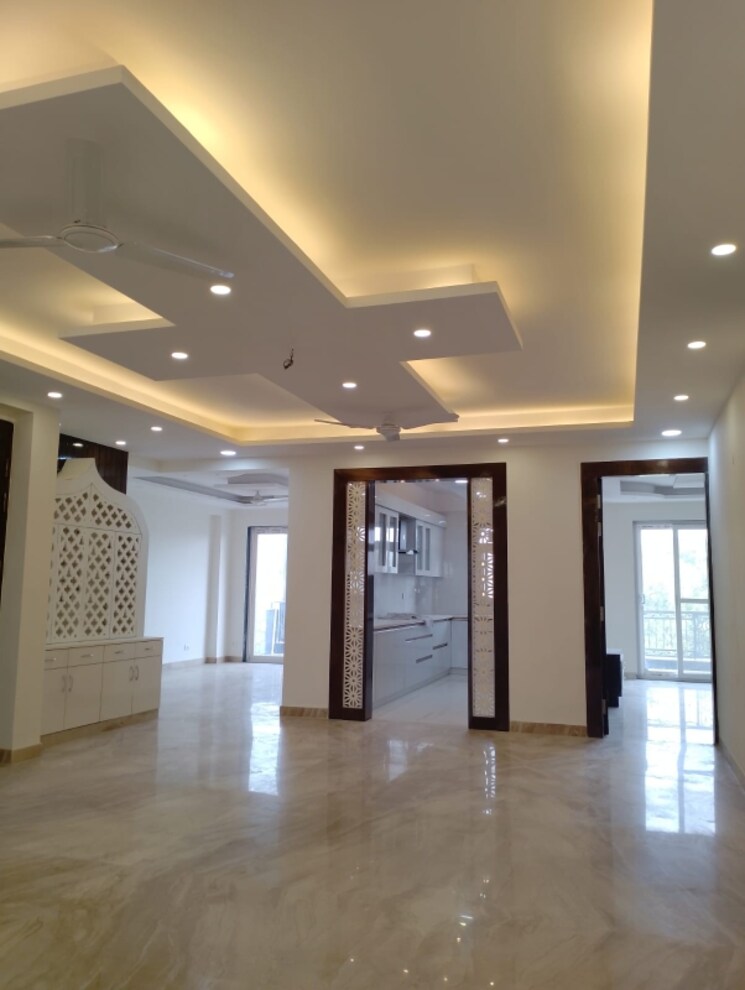 Room, palam vihar 3 Bedroom 270 Sq.Yd. Builder Floor In Palam Vihar Gurgaon 6436746
