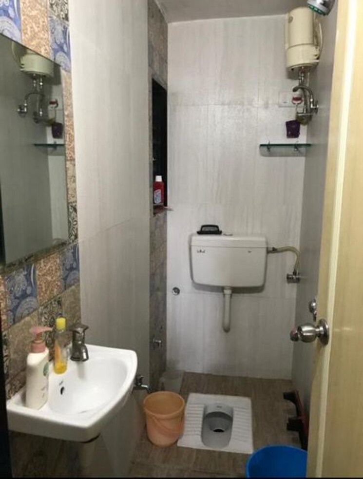 Bathroom, sapta-green-acres-iii 3 Bedroom 800 Sq.Ft. Apartment In Ghodbunder Road Thane 6439498