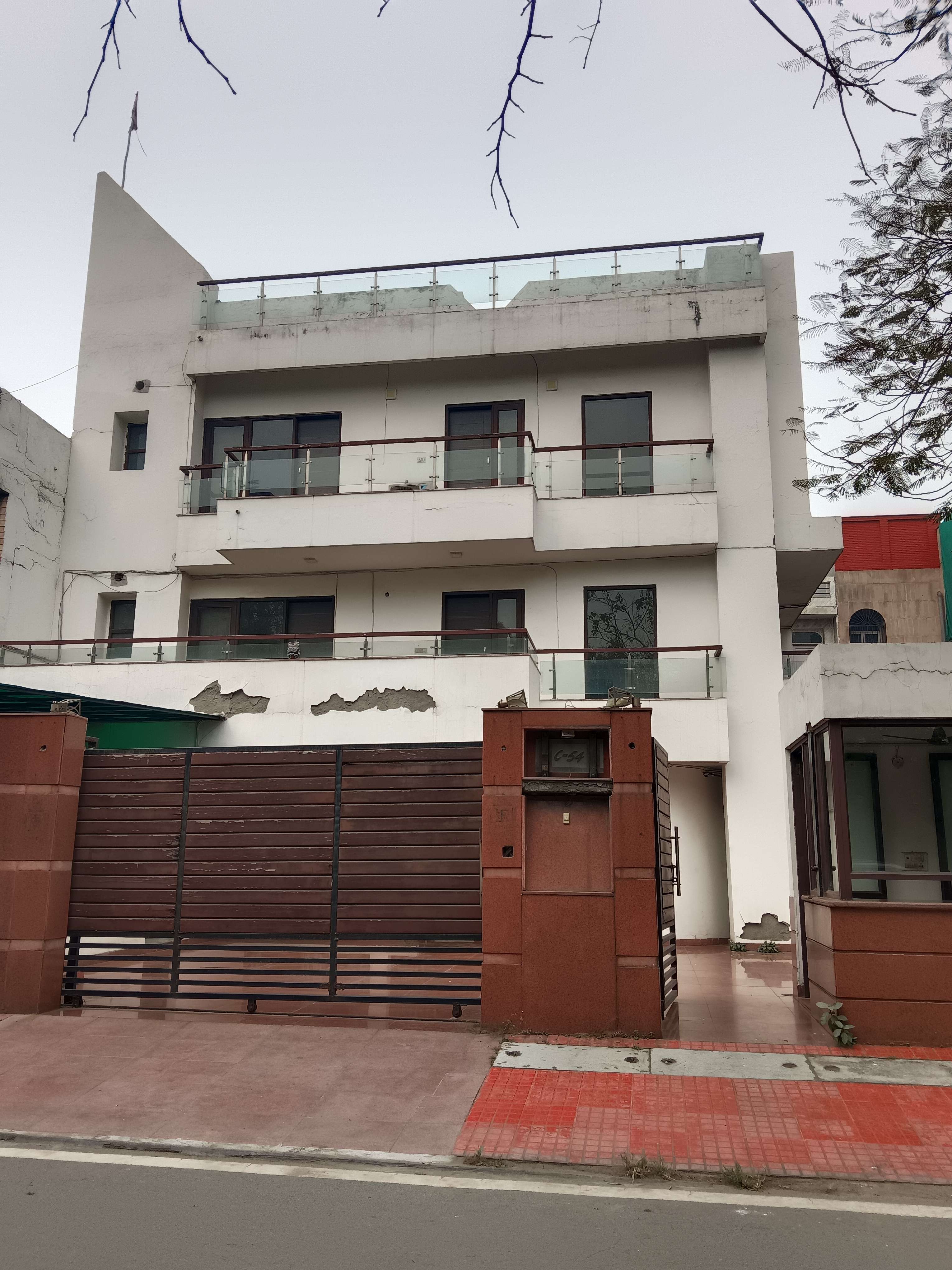 6+ BHK Independent House For Resale in Sector 15 Noida 6439868