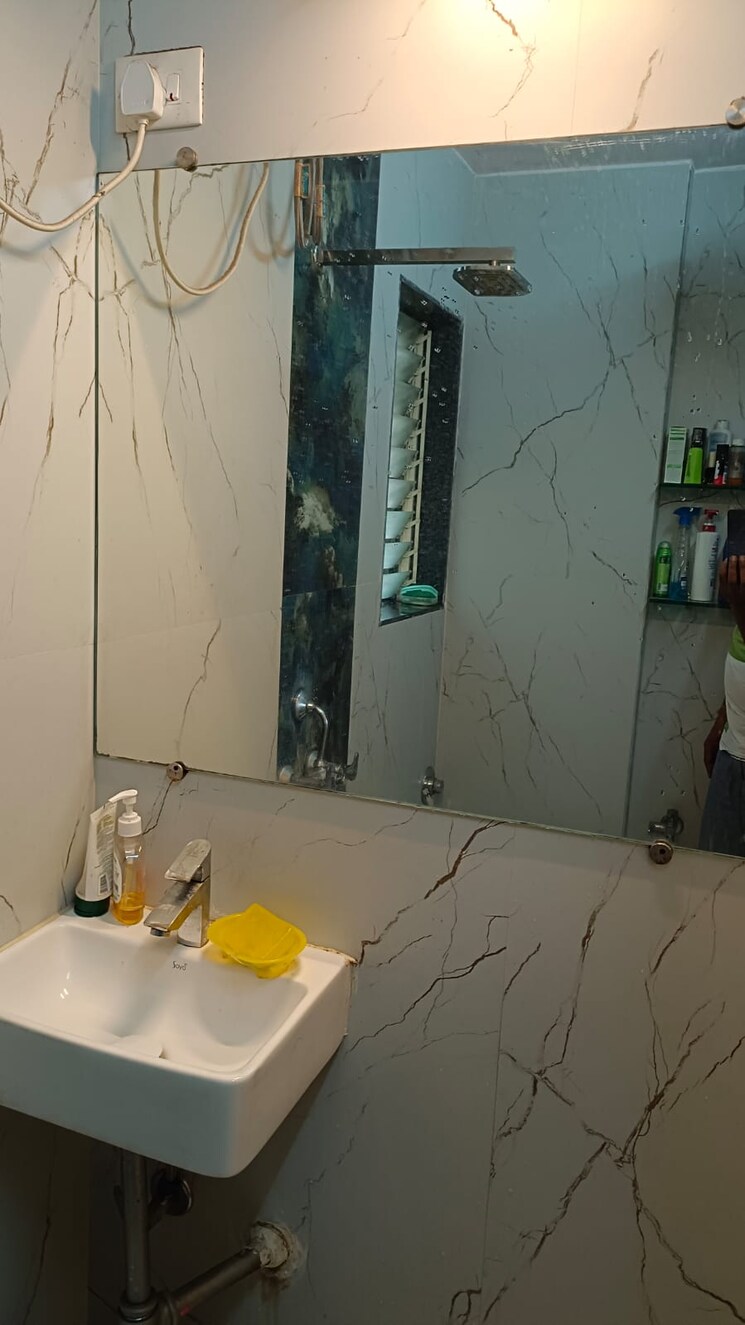 Bathroom, dosti-vihar 1 Bedroom 597 Sq.Ft. Apartment In Samata Nagar Thane 6439973