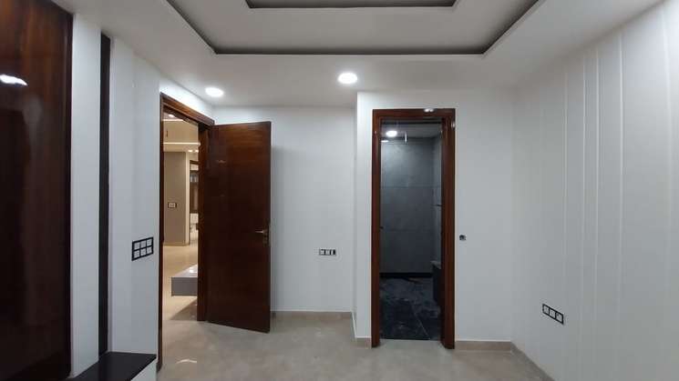3 Bedroom 1100 Sq.Ft. Apartment in Rohini Sector 9 Delhi