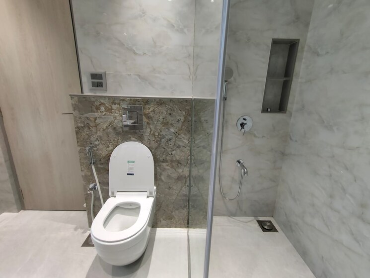 Bathroom, windsor-grande-residences 4 Bedroom 2300 Sq.Ft. Apartment In Andheri West Mumbai 6444951