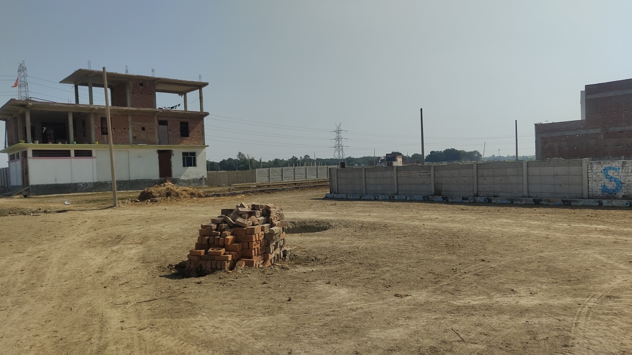 Plot For Resale in Mohan Road Lucknow  6445156