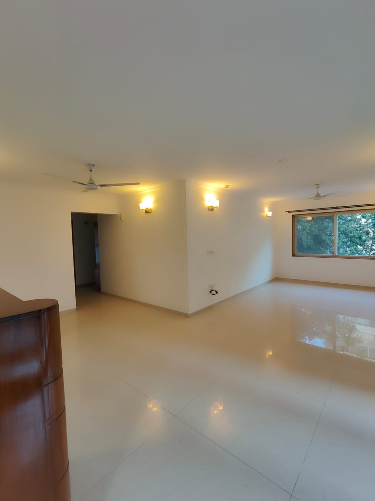 Rental 3 Bedroom 1850 Sq.Ft. Apartment in Motwani Fairmount Towers