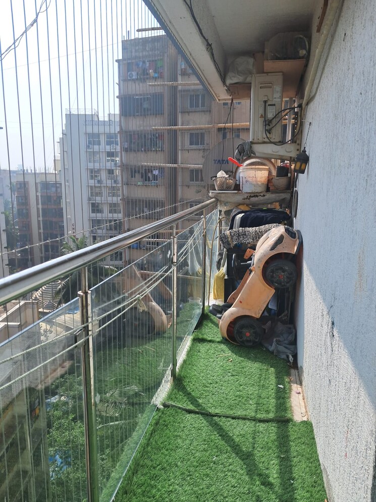 Balcony, galaxy-pinnacle 2 Bedroom 630 Sq.Ft. Apartment In Vile Parle East Mumbai 6447556