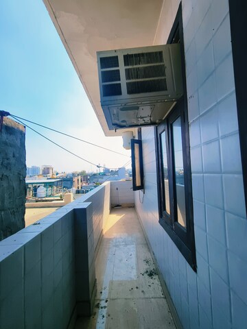 Balcony in 2 BHK Apartment at Dwarka Mor – for Rent