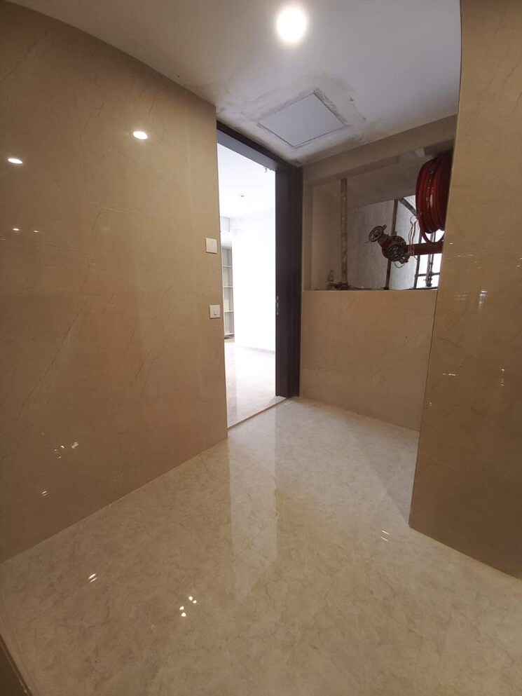 Room, hiranandani-regent-hill 1 Bedroom 379 Sq.Ft. Apartment In Powai Mumbai 6448846