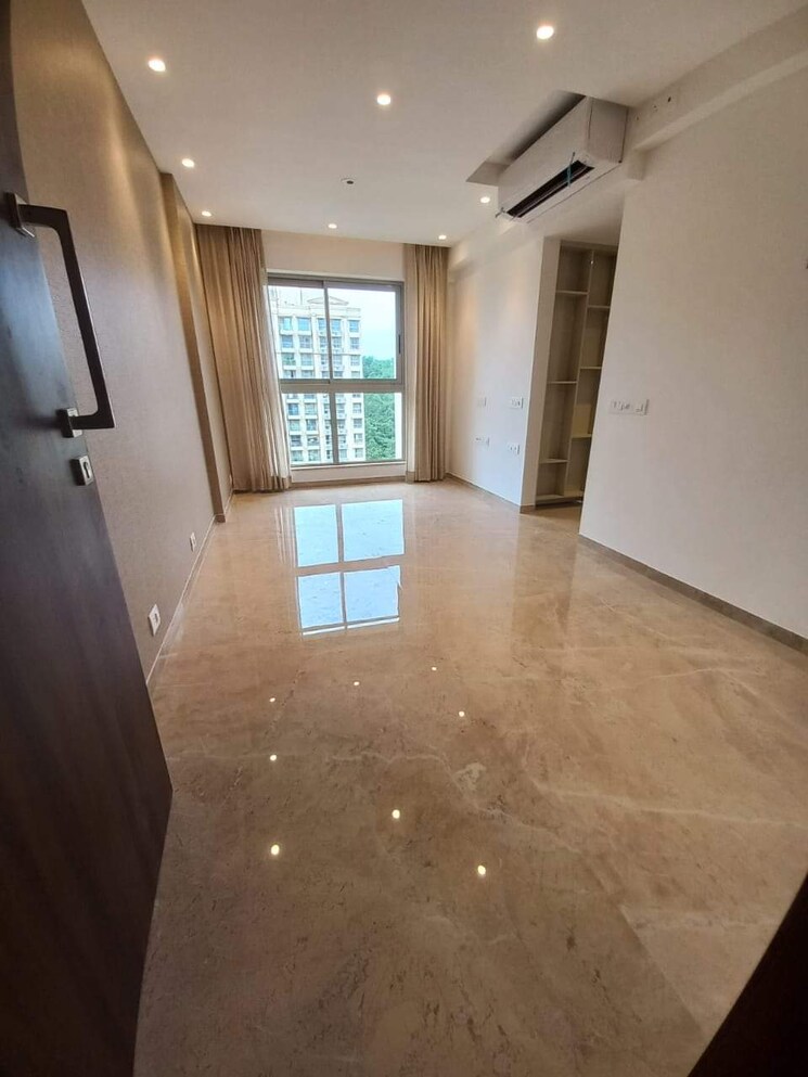 Living Room, hiranandani-regent-hill 1 Bedroom 379 Sq.Ft. Apartment In Powai Mumbai 6448846