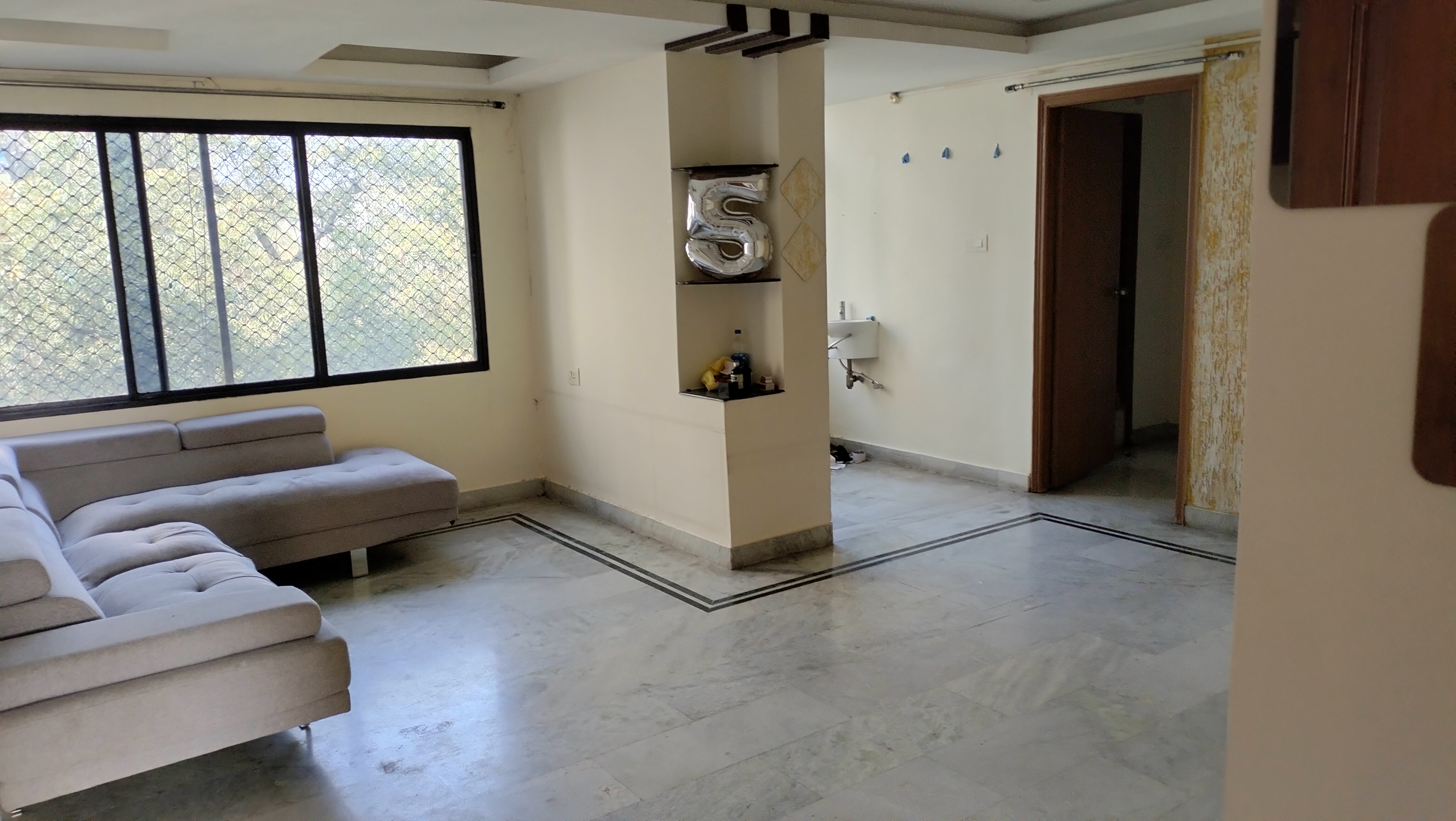 Rental 2 Bedroom 950 Sq.Ft. Apartment in Somajiguda Hyderabad 6449266