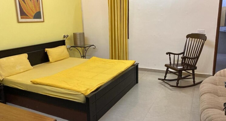 Bedroom, sainik farm 5 Bedroom 1600 Sq.Yd. Independent House In Sainik Farm Delhi 6449851