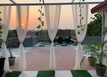 Terrace in 5 BHK Independent House at Sainik Farm – for Sale