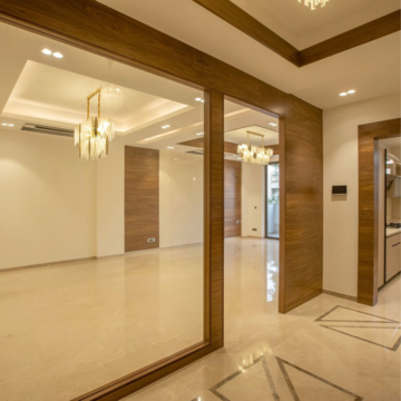 Room in 4 BHK Builder Floor at Nirvana Country – for Sale