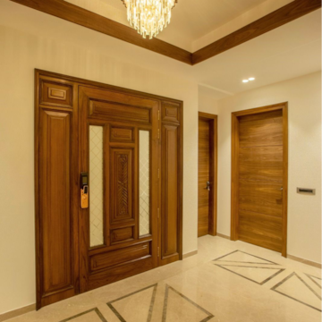 Room in 4 BHK Builder Floor at Nirvana Country – for Sale
