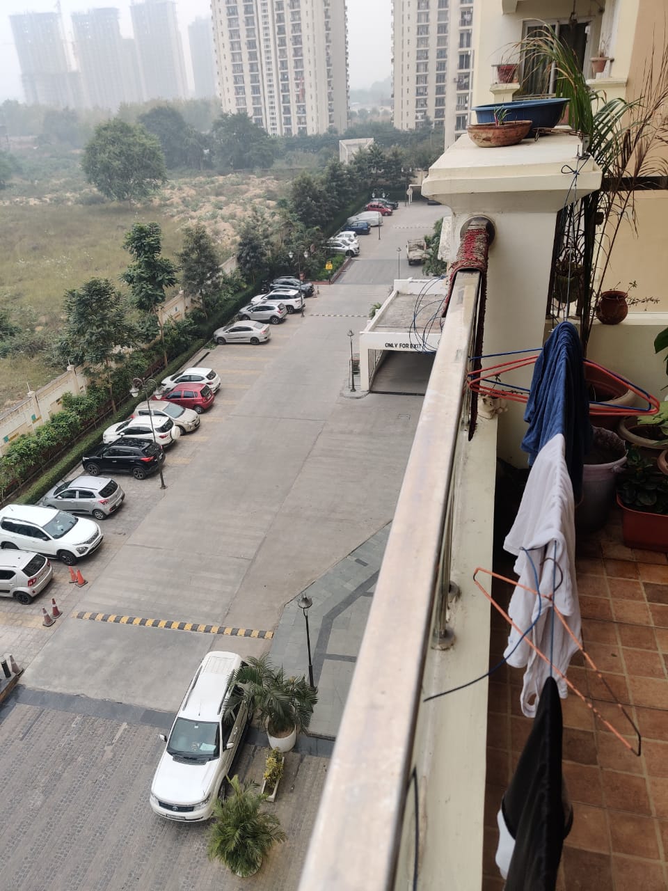 Resale 3 Bedroom 2350 Sq.Ft. Apartment in MI Rustle Court, Gomti Nagar