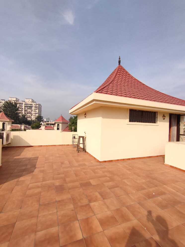 Terrace, nyati-chesterfield 4 Bedroom 3500 Sq.Ft. Villa In Kondhwa Pune 6454386