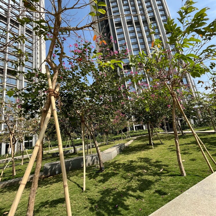 Garden, oberoi-sky-city 3 Bedroom 1094 Sq.Ft. Apartment In Borivali East Mumbai 6456151