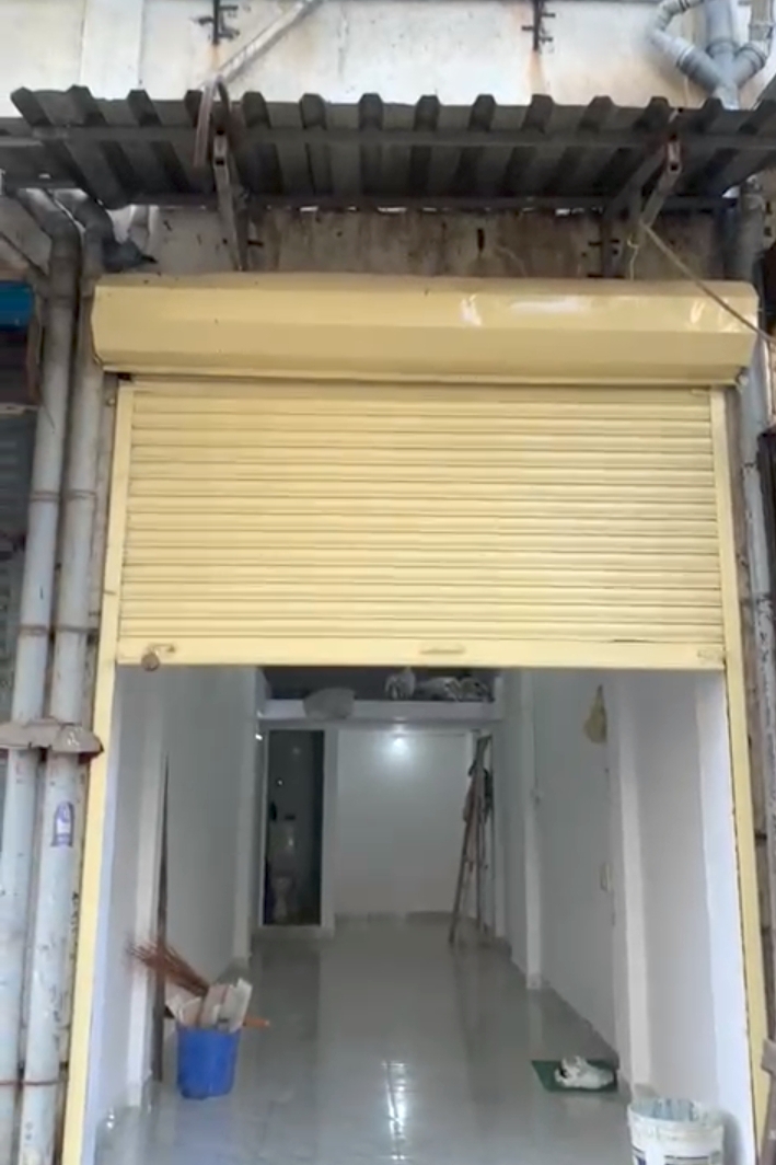 Rental Commercial Shop 200 Sq.Ft. in Universal Fairmount Blue Fig Tower