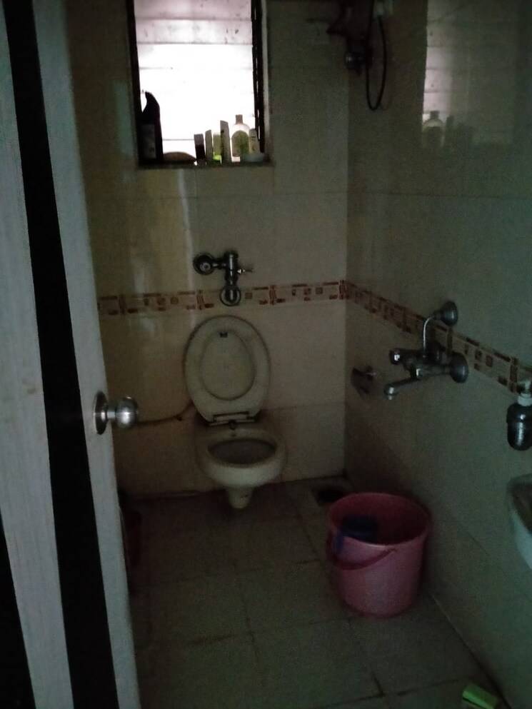 Attached Bathroom, royal-galaxy-panchsheel-nagar 3 Bedroom 1200 Sq.Ft. Apartment In Panchsheel Nagar Thane 6457400
