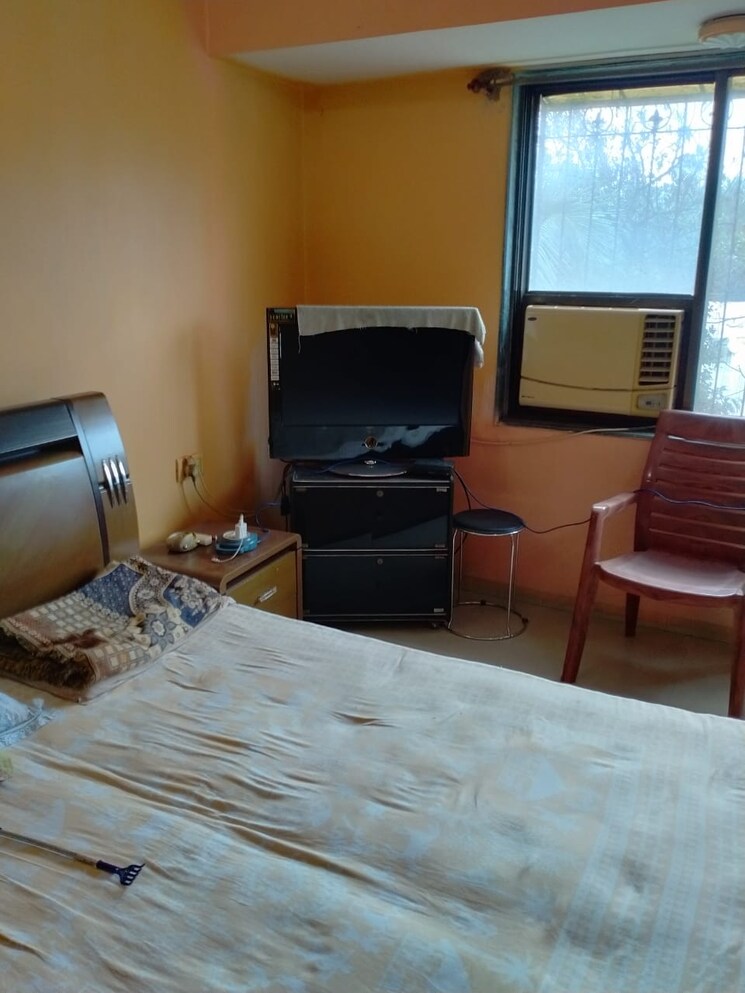 Master Bedroom, royal-galaxy-panchsheel-nagar 3 Bedroom 1200 Sq.Ft. Apartment In Panchsheel Nagar Thane 6457400