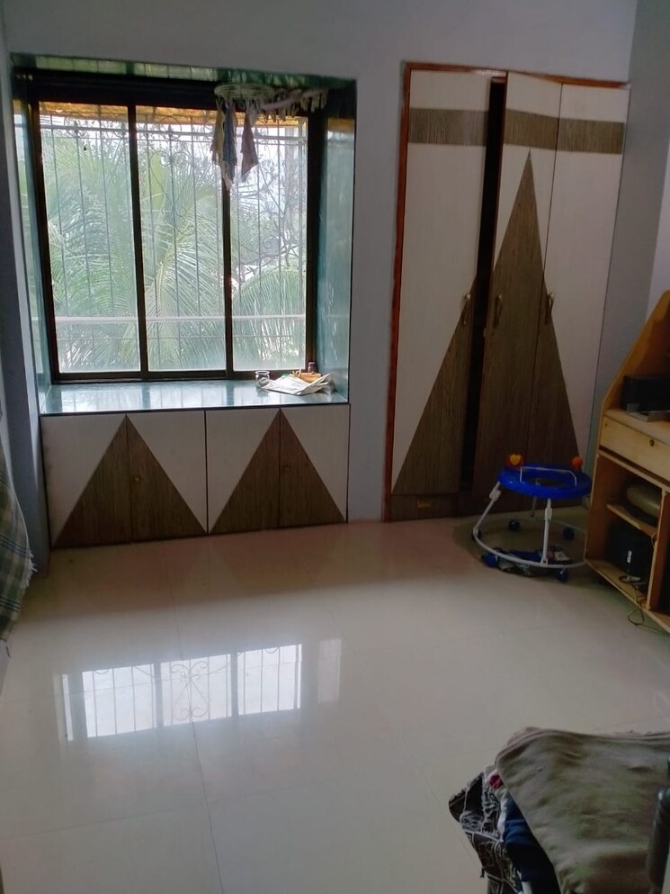 Room, royal-galaxy-panchsheel-nagar 3 Bedroom 1200 Sq.Ft. Apartment In Panchsheel Nagar Thane 6457400